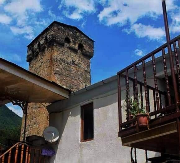 Sunny Hotel Mestia Exterior foto